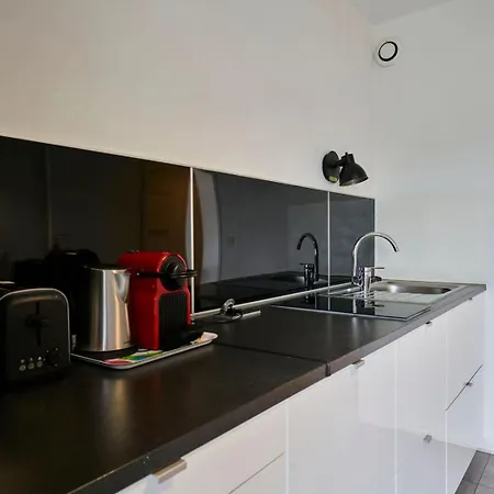 Euralille: With Balcony! *