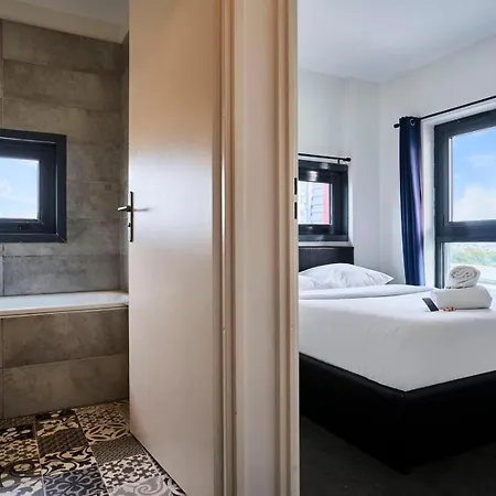 Euralille: With Balcony! Apartament *