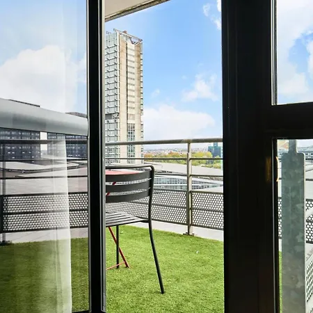 Euralille: With Balcony! *