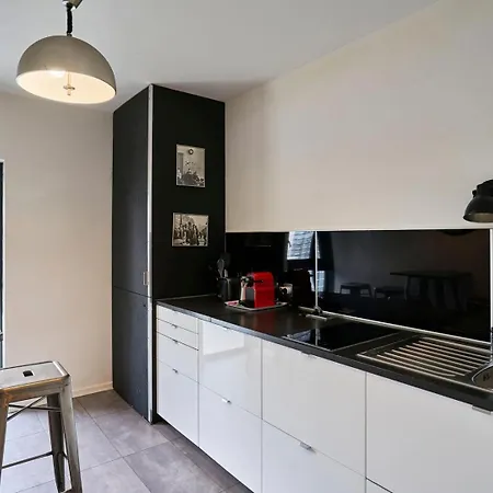 Euralille: With Balcony!