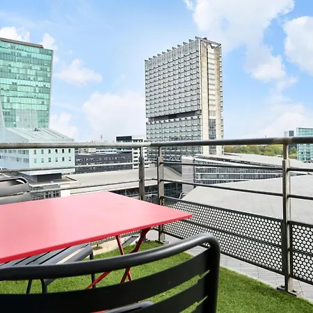 Euralille: With Balcony! *