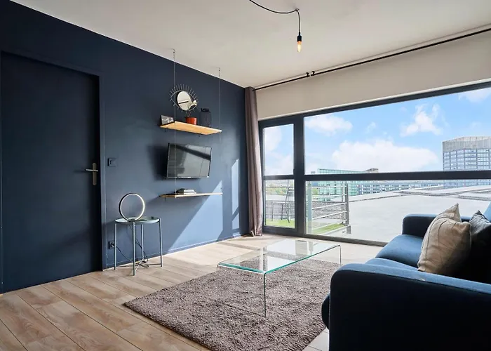 Euralille: With Balcony! Apartment *