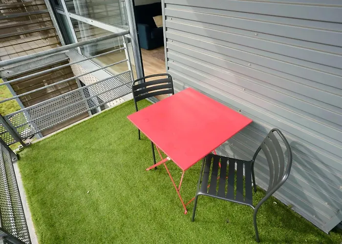 Euralille: With Balcony!